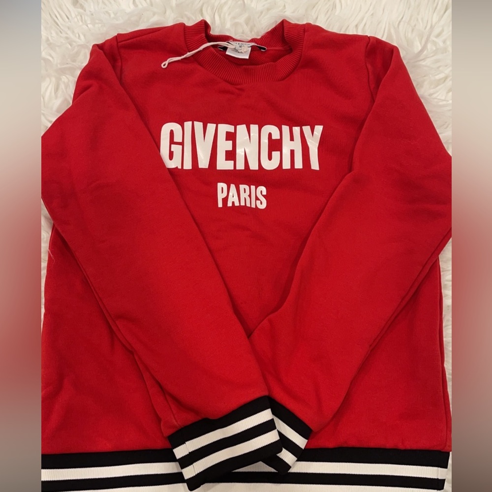Givenchy girls size 8 sweatshirt/Authentic